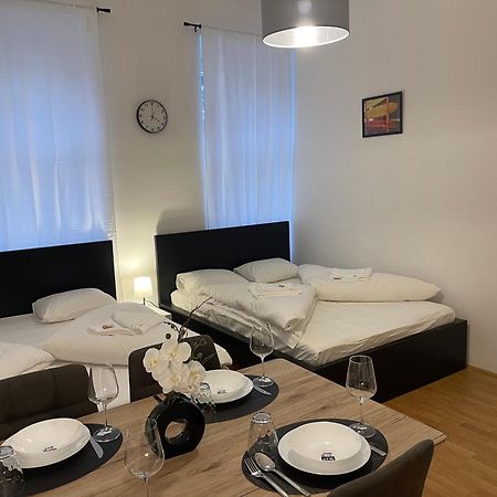 Cozy-5-Person Apartment In Vienna 5 Ngoại thất bức ảnh